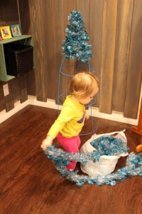 Garden Frame Garland Christmas Tree