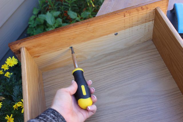 Repaint furniture the Easy way